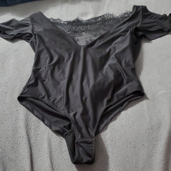 Black teddy with lace back - Picture 3 of 3